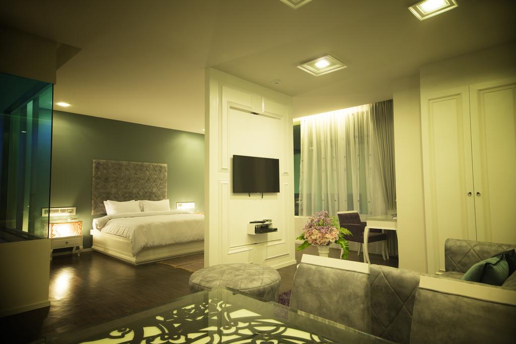 The Beverly Hills Hotel Nakhonratchasima Eksteriør billede